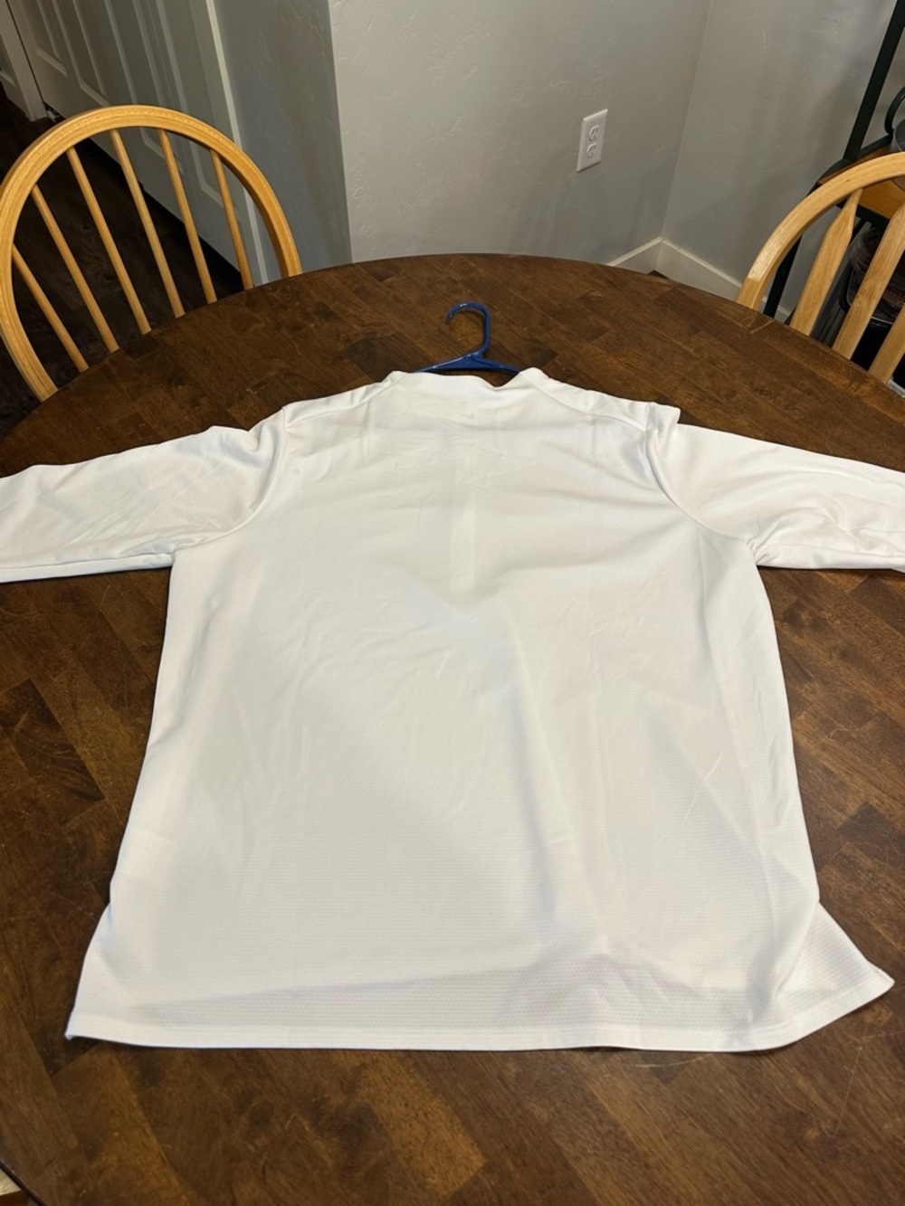Nike Women’s White Long-Sleeve Quarter-Zip Performance Shirt - Picture 2 of 6